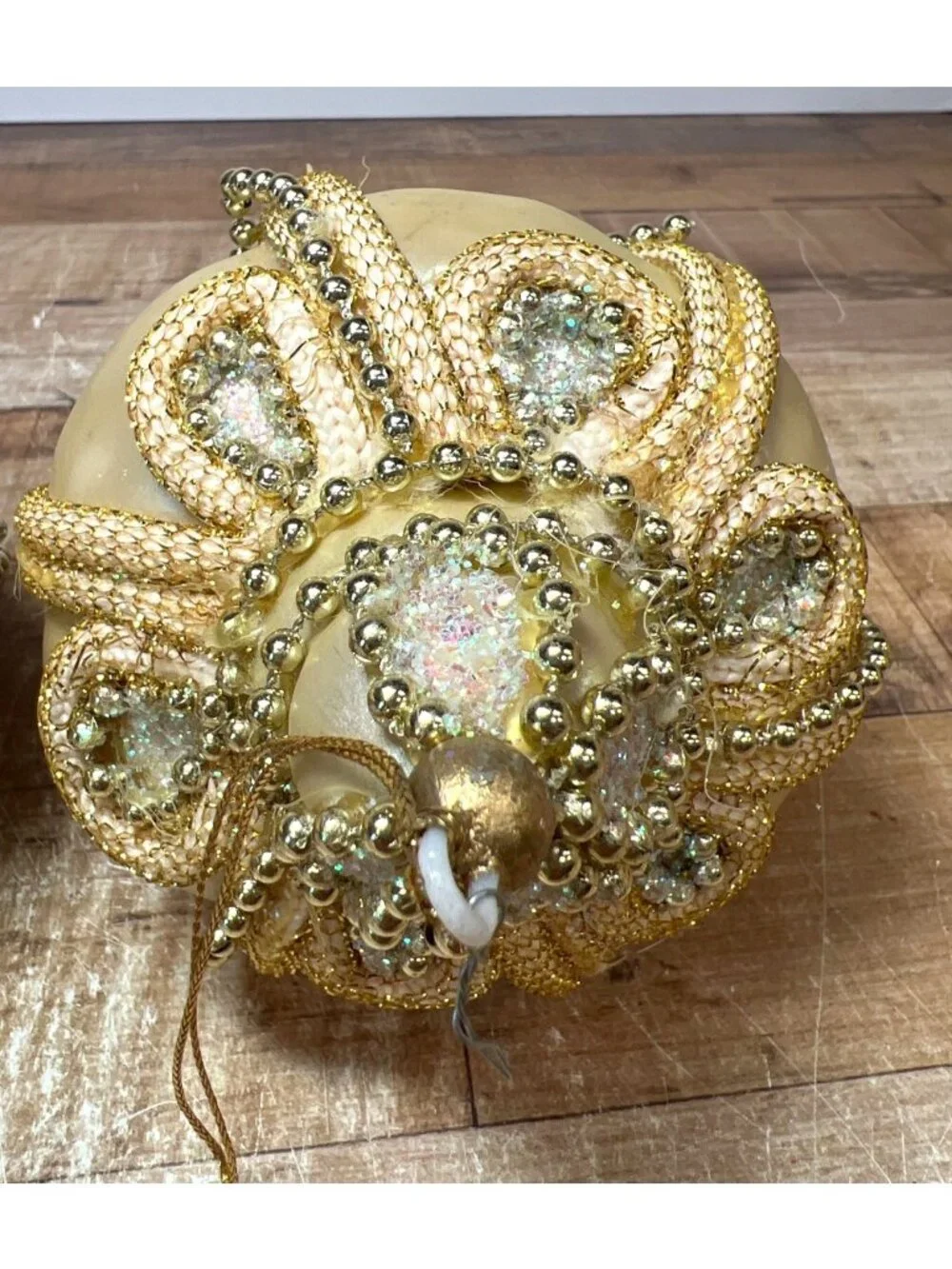 Vtg Pair Of Gold Beaded & Glittered Christmas Ornaments With Elegant Drop Design